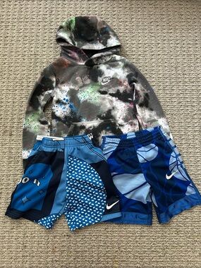 Nike Bundle, Size 5